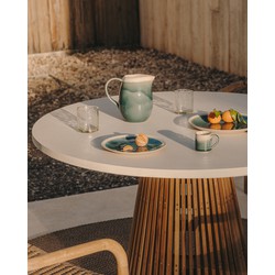 Kave Home - Ronde tuintafel Alcaufar van massief teakhout en wit cement Ø 120 cm