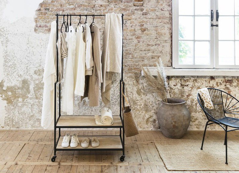 Voor ieder wat wils: 20x trendy kapstokken & kledingrekken 