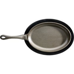 Gietijzeren pan met afneembare handgreep