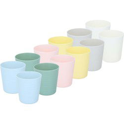 Set van 18x drinkbekers - gekleurd - kunststof - 230 ml - herbruikbaar - Drinkglazen