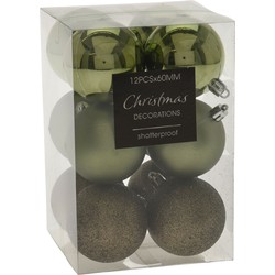 12x stuks kerstballen mix groen tinten kunststof 6 cm - Kerstbal