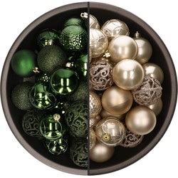 74x stuks kunststof kerstballen mix van champagne en donkergroen 6 cm - Kerstbal