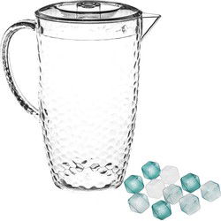 Waterkan/karaf met deksel - 10x ijsblokjes herbruikbaar - 2L - kunststof - Schenkkannen