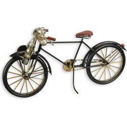 A TIN MODEL OF A SOLEX