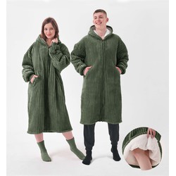 Geen merk JENS - Oversized Hoodie - 70x110 cm - Hoodie & deken in één - met rits - unisex - Groen - 1 stuk - Dutch Decor Limited Collection