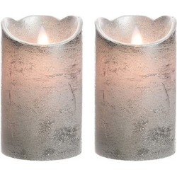 2x Zilveren nep kaarsen met led-licht 12 cm - LED kaarsen
