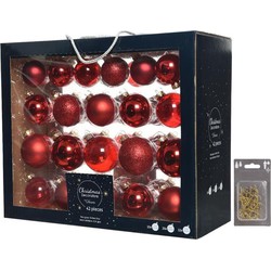 Kerstversiering glazen kerstballen mix pakket 5-6-7 cm rood 42x stuks met haakjes - Kerstbal