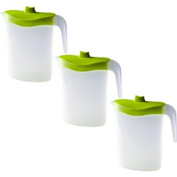 3x Smalle kunststof koelkast schenkkannen 1,5 liter met groene deksel - Schenkkannen