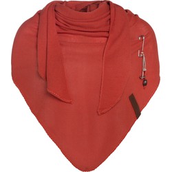 Knit Factory Lola Gebreide Omslagdoek - Driehoek Sjaal Dames - Terra - 190x85 cm - Inclusief sierspeld