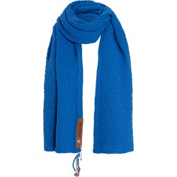 Knit Factory Luna Gebreide Sjaal Dames & Heren - Colsjaal - Omslagdoek - Cobalt - 200x50 cm - Inclusief sierspeld