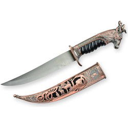 A HUNTING KNIFE