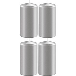 4x Kaarsen metallic zilver 6 x 15 cm 58 branduren sfeerkaarsen - Stompkaarsen