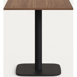 Kave Home - Dina-tafel van noothouten melamine en zwart gelakte metalen poot 70 x 70 x 70 cm