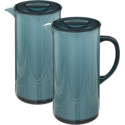 Set van 2x stuks sapkan/schenkkan karaffen met deksel 1950 ml blauw - Schenkkannen