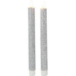 Kaarsen set van 4x stuks Led dinerkaarsen glitter zilver 25,5 cm - LED kaarsen