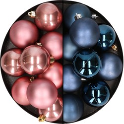 24x stuks kunststof kerstballen mix van donkerblauw en oudroze 6 cm - Kerstbal