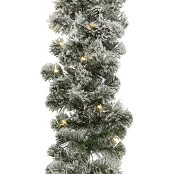 2x Groene dennenslinger kerstslingers met sneeuw en licht 270 x 25 cm - Kerstslingers