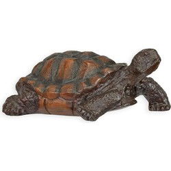 A BRONZE SCULPTURE OF A TURTLE