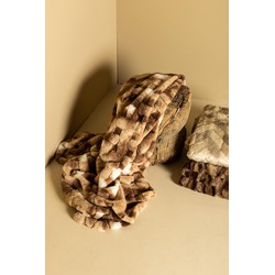 PTMD Sierkussen Clarisse - 60x10x40 cm - Imitatie Bont - Bruin