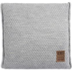 Knit Factory Jesse Sierkussen - Licht Grijs - 50x50 cm - Inclusief kussenvulling