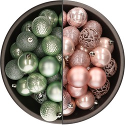 74x stuks kunststof kerstballen mix van mintgroen en lichtroze 6 cm - Kerstbal