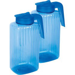 Juypal Schenkkan/waterkan - 2x - blauw - 2,2 liter - kunststof - L15 x H24 cm - met deksel - Schenkkannen