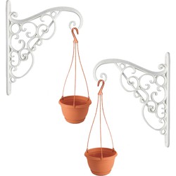 Set van twee witte sierlijke bloempothangers inclusief hangende terracotta bloempotten 1,2 liter - Plantenpotten