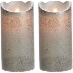 2x Zilveren nep kaarsen met led-licht 15 cm - LED kaarsen