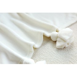 Amelie Home - Milky Powder Pluche Deken Met Kwastjes - Créme - 150x200 cm