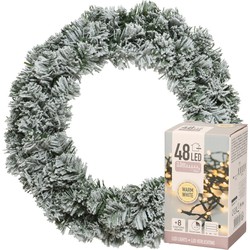 Kerstkrans groen met sneeuw 35 cm incl. verlichting warm wit 4m - Kerstkransen