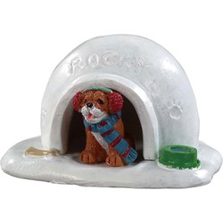 Igloo doghouse