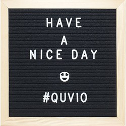 QUVIO Letterbord zwart met houten lijst