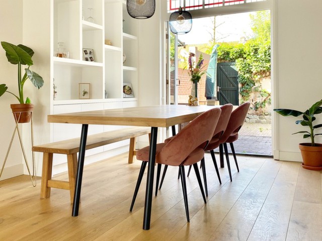 Zo combineer je fluwelen stoelen met een minimalistisch modern interieur