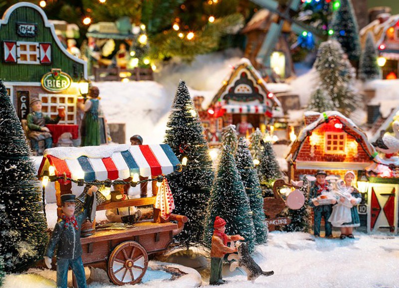 Zo bouw je een gezellig miniatuur kerstdorp