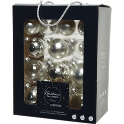 52x stuks glazen kerstballen zilver 5, 6 en 7 cm mat/glans - Kerstbal