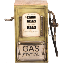 Vintage Gas Station | Sidetable