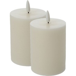 Cepewa LED kaars/stompkaars - 2x - creme wit - D7,5 x H10 cm - LED kaarsen