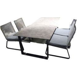 Tuinset Teeburu low dining tafel black, concretee 240x100 cm met 4 stoelen Kome lounge stoel black, rope dark grey