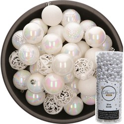 37x stuks kunststof kerstballen 6 cm inclusief kralenslinger parelmoer wit - Kerstbal
