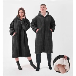 Geen merk JENS - Oversized Hoodie - 70x110 cm - Hoodie & deken in één - met rits - unisex - Raven - zwart - 1 stuk - Dutch Decor Limited Collection