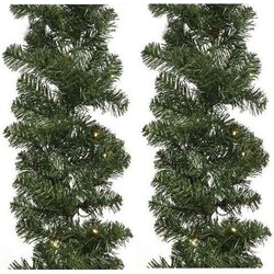 2x Verlichte Kerst guirlande/slinger groen met verlichting 270 cm dennenslinger versiering/decoratie - Guirlandes