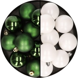 24x stuks kunststof kerstballen mix van wit en donkergroen 6 cm - Kerstbal