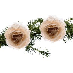 2x stuks kerstboom decoratie bloemen op clip roos creme 14 cm - Kersthangers