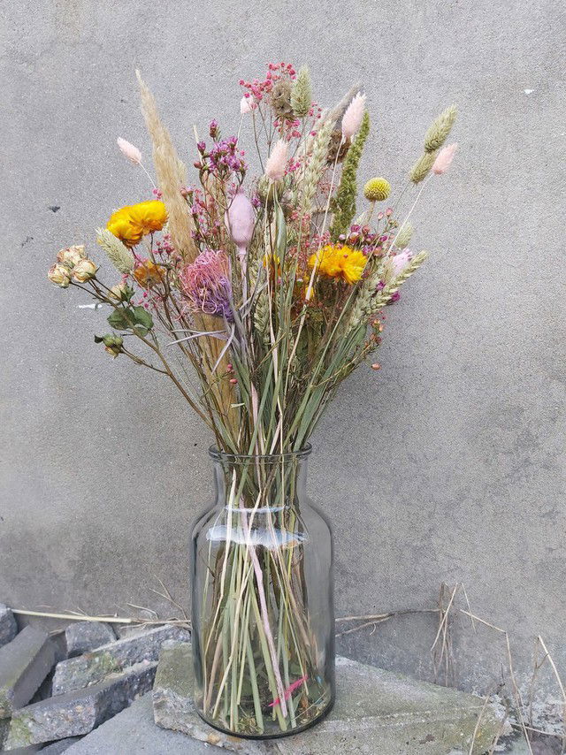De mooiste droogbloemen én bijpassende vazen (die je direct kunt shoppen!)