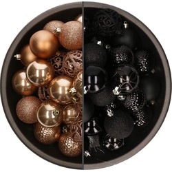 74x stuks kunststof kerstballen mix van camel bruin en zwart 6 cm - Kerstbal