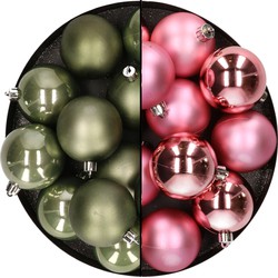 Kunststof kerstballen 6 cm - 24x stuks - mosgroen en roze - Kerstbal