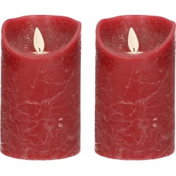 2x LED kaarsen/stompkaarsen bordeaux rood met dansvlam 12,5 cm - LED kaarsen