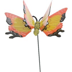 Gele/oranje metalen tuindecoratie vlinder op stok 17 x 60 cm - Tuinbeelden