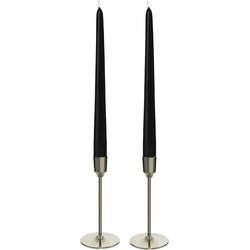Kandelaars 2x aluminium zilver 15 cm met 12x zwarte dinerkaarsen - kaars kandelaars