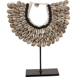 Pole to Pole - G9 Small Shell necklace
